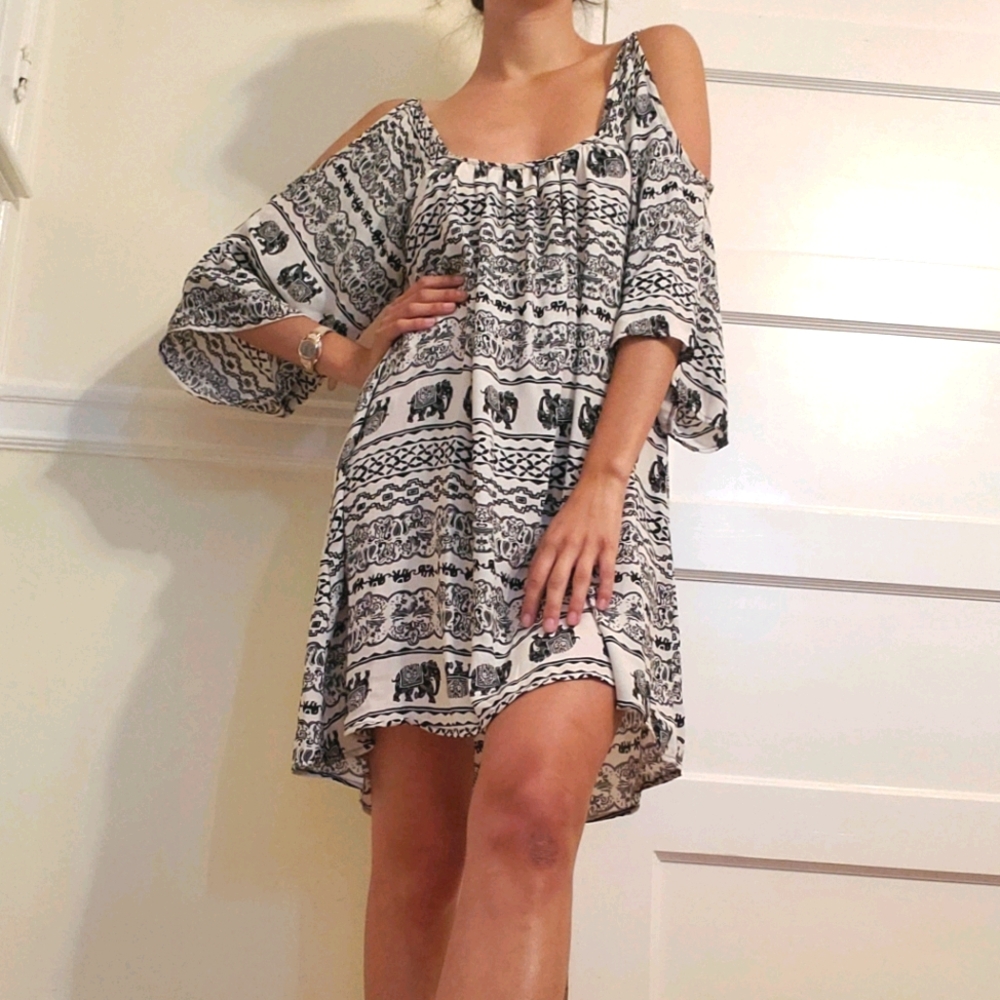 Flowy print dress